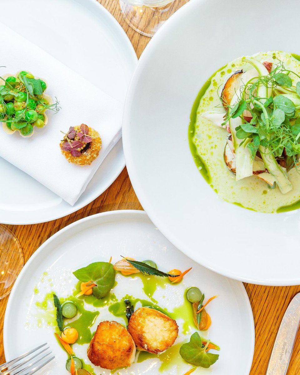 LdnCarriageWrks's tweet photo. Enjoy the delights of our seasonal #PrixFixe menu.
__________
Book a table - https://t.co/0PpclnJHX3
#TheLondonCarriageWorks https://t.co/6cKRsBCZlF
