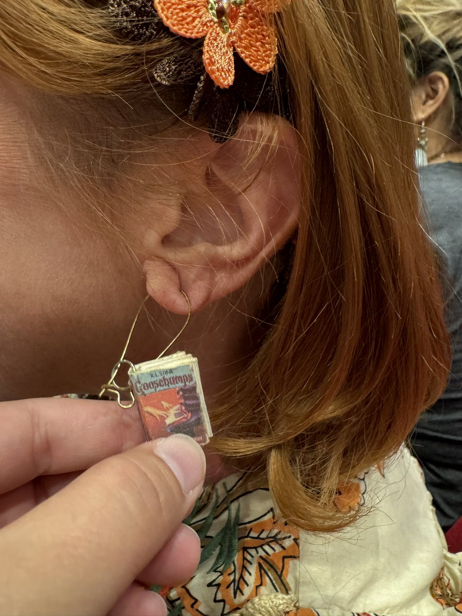 lizmchapman's tweet photo. Check out Ms. Elam’s adorable October earrings! Goosebumps! #BHSLearn https://t.co/1x4uyE5Sw6