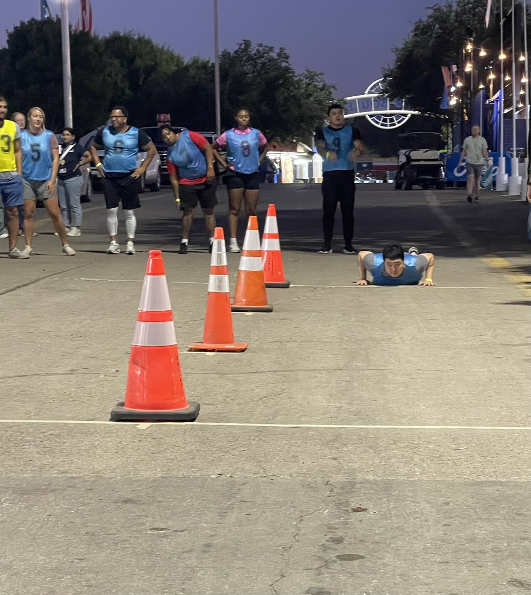 The early bird gets the worm and the job at our onsite testing at the State Fair of Texas. If you didn’t make it today, you can join us at the next one!

Apply today and join the team!  dallaspolice.net/joindpd #DallasPD #JoinDPD