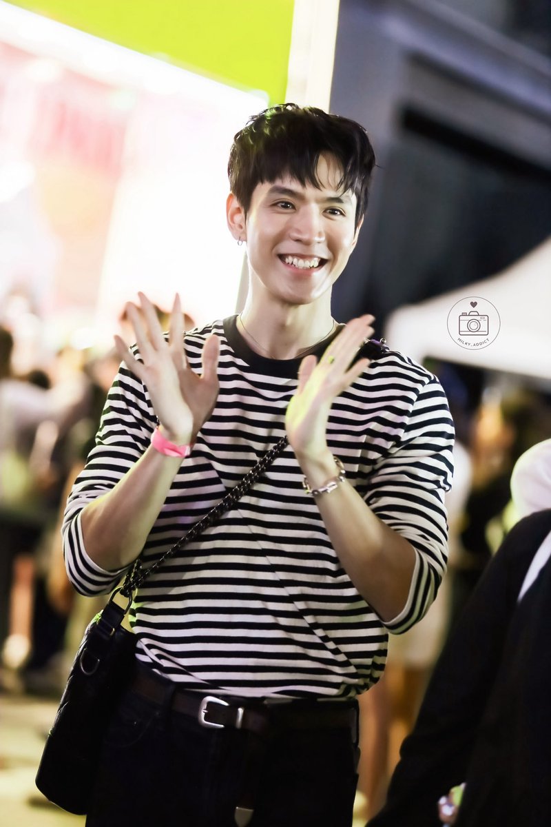 Milky_addict's tweet photo. ความพี่ฟิล์มอ่ะ 

ตื่นเต้นที่เจอ ฟค เสมอ~

@film_tnp20

#POPMARTTH
#PopMart1stAnniversary 
#ฟิล์มธนภัทร 
#FilmThanapat https://t.co/DlSWz8liCg