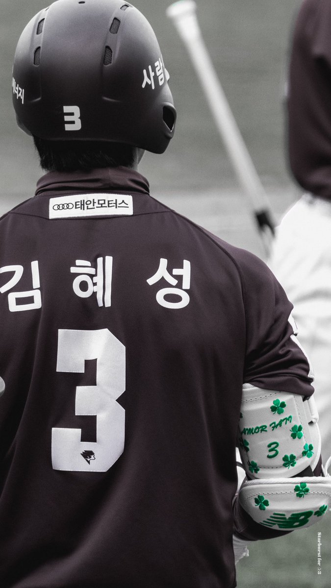 formy3star's tweet photo. 클로버 광공 혜성 ㅋㅋ 
젤 이쁘고 좋아하던 혜성이 가드인데 
후반기에는 보�� 못했다고 한다...... ㅠ아쉽 https://t.co/hUiDEQSQp6