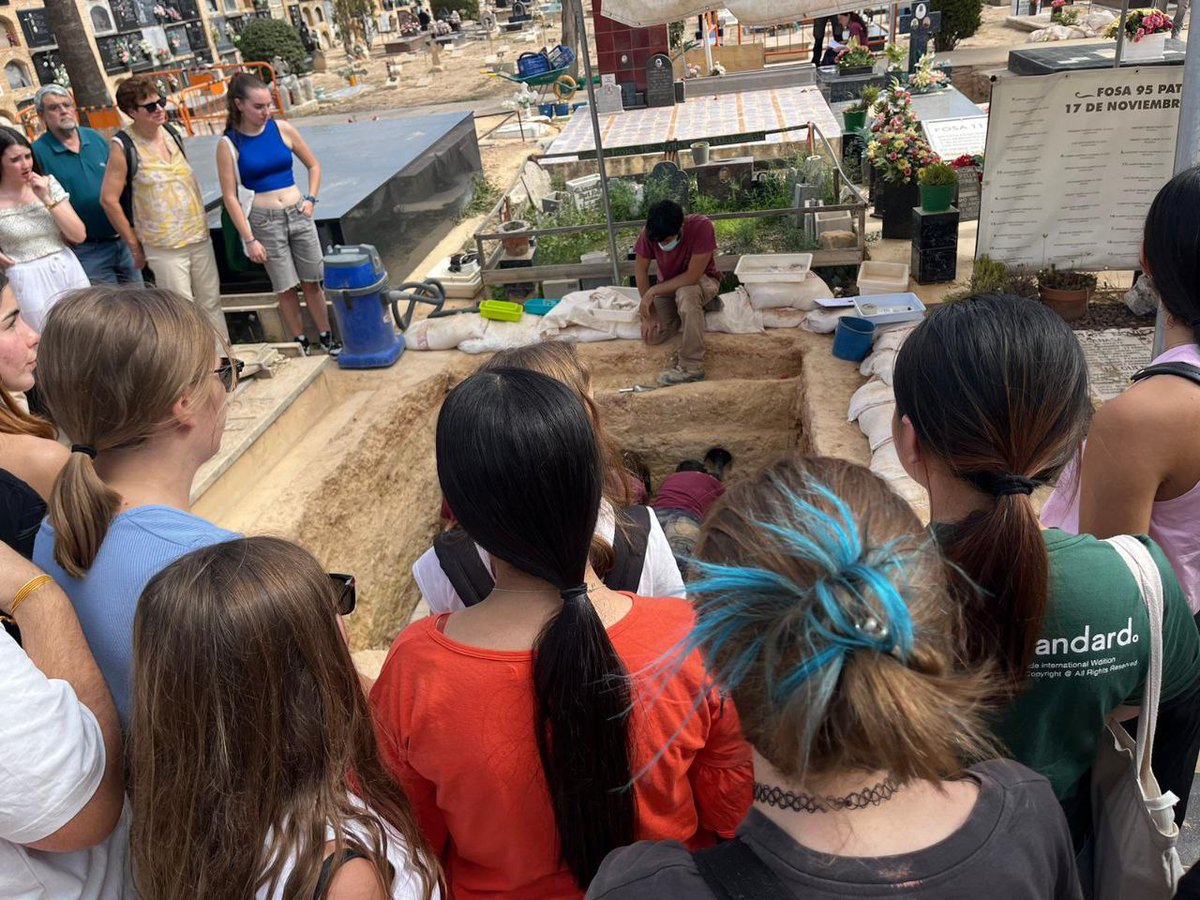 IES Andreu Sempere tweet media