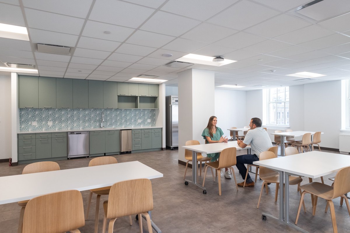 Siena just completed a 21K sf renovation for a retail chain's east coast offices at 160 Federal St in <a href="/CityOfBoston/">City of Boston</a>. Taylor Associates' designs called for offices, meeting and work areas, kitchenette, and interconnecting stairs. Take a photo tour here! sienaconstruction.com/project/160fed…
