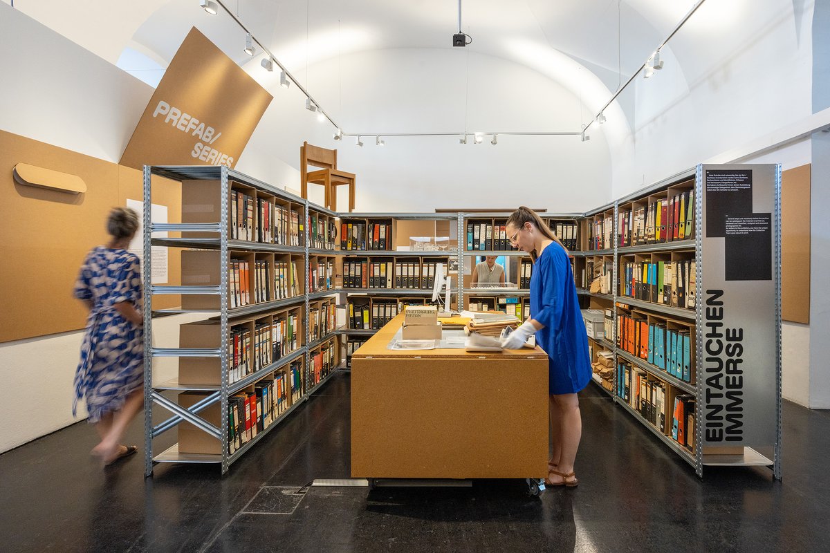 Architekturzentrum Wien (@azw_museum) on Twitter photo Az W macht mit bei der Langen Nacht der Museen des ORF am Sa 05.10. mit viel Programm ab 18:00🤩
Es gibt viel zu entdecken... kommt vorbei!!
azw.at/de/termin/orf-…
Pics: Lisa Rastl, <a href="/eSeLat/">eSeL Lorenz Seidler</a> Robert Puteanu Az W macht mit bei der Langen Nacht der Museen des ORF am Sa 05.10. mit viel Programm ab 18:00🤩
Es gibt viel zu entdecken... kommt vorbei!!
azw.at/de/termin/orf-…
Pics: Lisa Rastl, <a href="/eSeLat/">eSeL Lorenz Seidler</a> Robert Puteanu