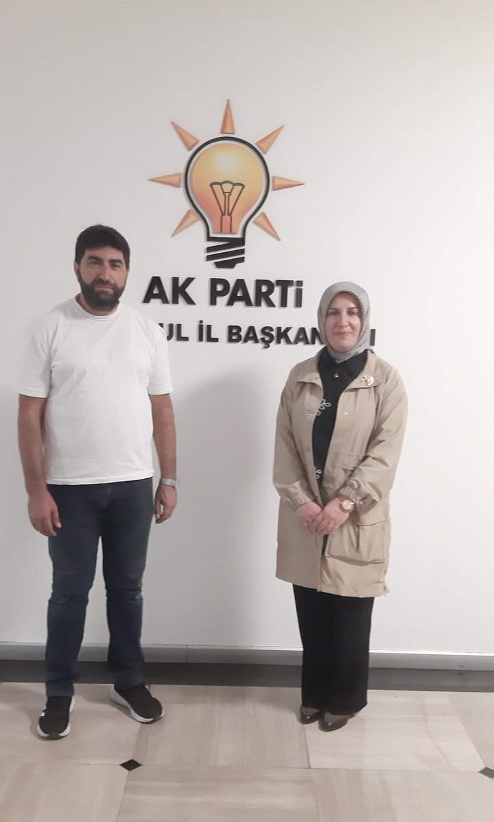 SAVT-AL ŞA'B صوت الشعب (@savtalsab) on Twitter photo نساء البيض يعملن. قمنا بزيارة رئيسة منظمة الفرع النسائي لحزب العدالة والتنمية في إسطنبول <a href="/Gulten_Trz/">🇹🇷 Gülten Terzi 🇹🇷</a>. كصحفيين، نتابع عمله عن كثب. <a href="/Emine_Gozgec16/">Av. Emine Yavuz Gözgeç</a> <a href="/aysekesir/">Ayşe Keşir 🇹🇷🇹🇷🇹🇷</a> <a href="/Akparti/">AK Parti</a> <a href="/rterdogan_ar/">رجب طيب أردوغان</a> نساء البيض يعملن. قمنا بزيارة رئيسة منظمة الفرع النسائي لحزب العدالة والتنمية في إسطنبول <a href="/Gulten_Trz/">🇹🇷 Gülten Terzi 🇹🇷</a>. كصحفيين، نتابع عمله عن كثب. <a href="/Emine_Gozgec16/">Av. Emine Yavuz Gözgeç</a> <a href="/aysekesir/">Ayşe Keşir 🇹🇷🇹🇷🇹🇷</a> <a href="/Akparti/">AK Parti</a> <a href="/rterdogan_ar/">رجب طيب أردوغان</a>