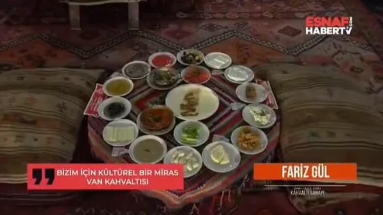 Bugün buradaydılar kıymetli misafirlerimiz marka tercihli coğrafi işaretli meşhur Van kahvaltısıyla ağırlandılar. 

-1975/#denberi #ekmeğimizdeyiz
<a href="/bakhelebak/">Bak Hele Bak Yusuf Konak Kahvaltı Sarayı</a> <a href="/FarizGl/">Fariz Gül</a>