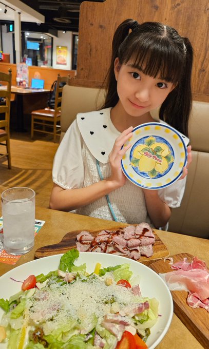 Twitterのコスプレ画像32