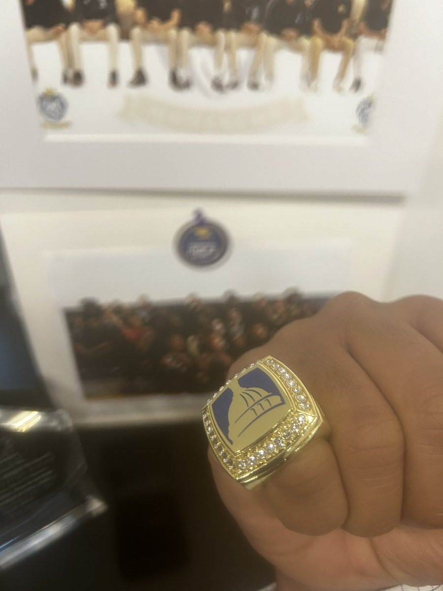 Charles R. Hunt II tweet media