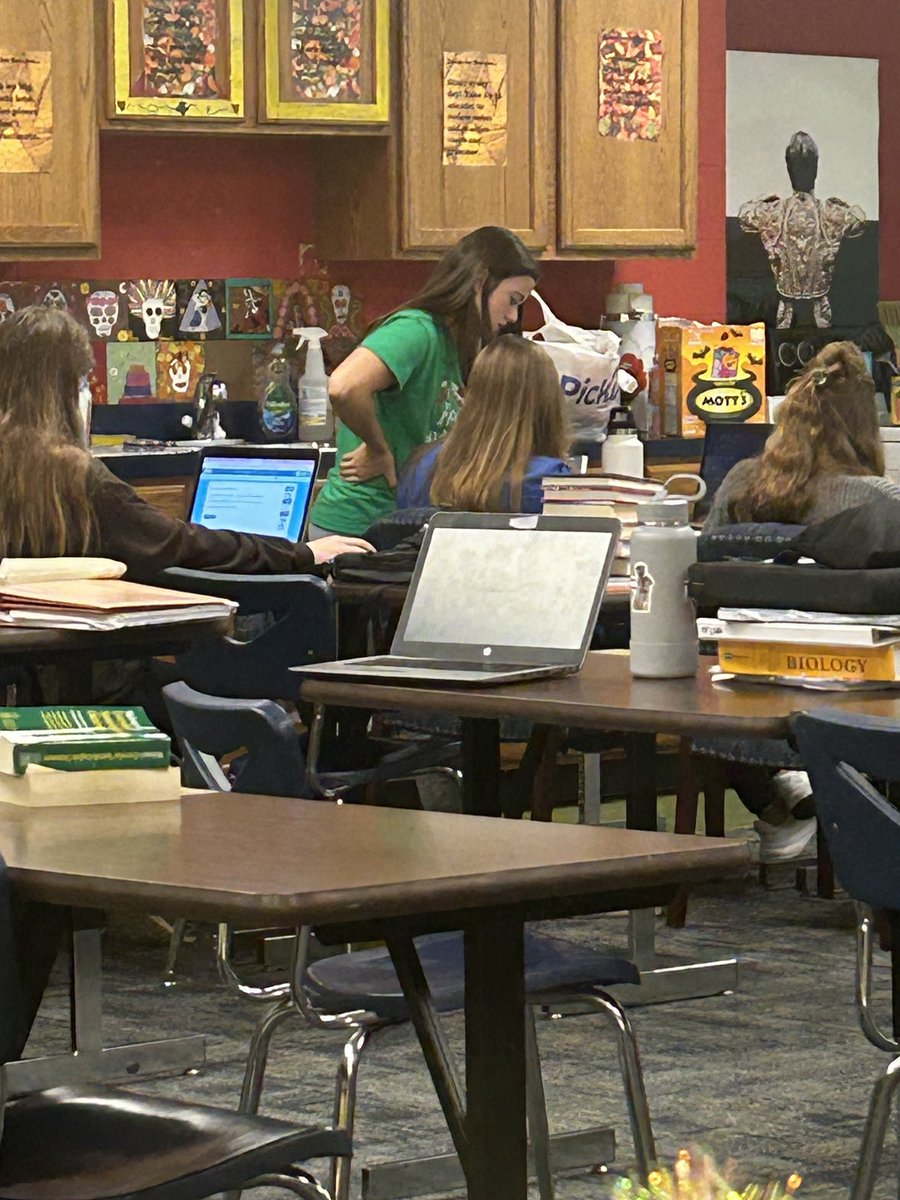 Jennifer Brunty (@jenbrunty) on Twitter photo I LOVE seeing my students get up and help others during homeroom! Kindness always wins! <a href="/WeboJrSrHigh/">Western Boone</a> I LOVE seeing my students get up and help others during homeroom! Kindness always wins! <a href="/WeboJrSrHigh/">Western Boone</a>