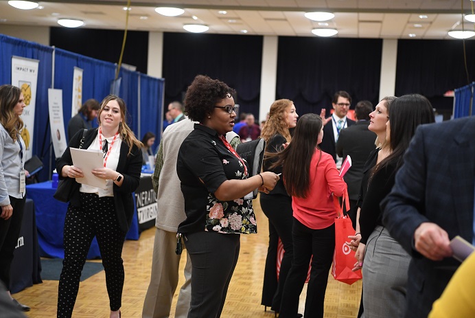 🌟 Don’t miss out! Behavior and Social Sciences Career and Internship Fair is today from 11:00 a.m. to 3:00 p.m. at the Mountainlair Ballrooms. Perfect opportunity to connect with potential employers!

More details: app.joinhandshake.com/career_fairs/4…
