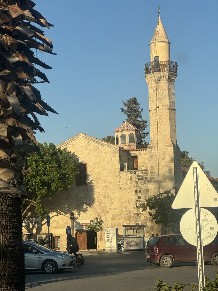 SelamBar3's tweet photo. Tarsus şehir merkezindeki tarihi Eski Camii https://t.co/PpX4wxZNWA
