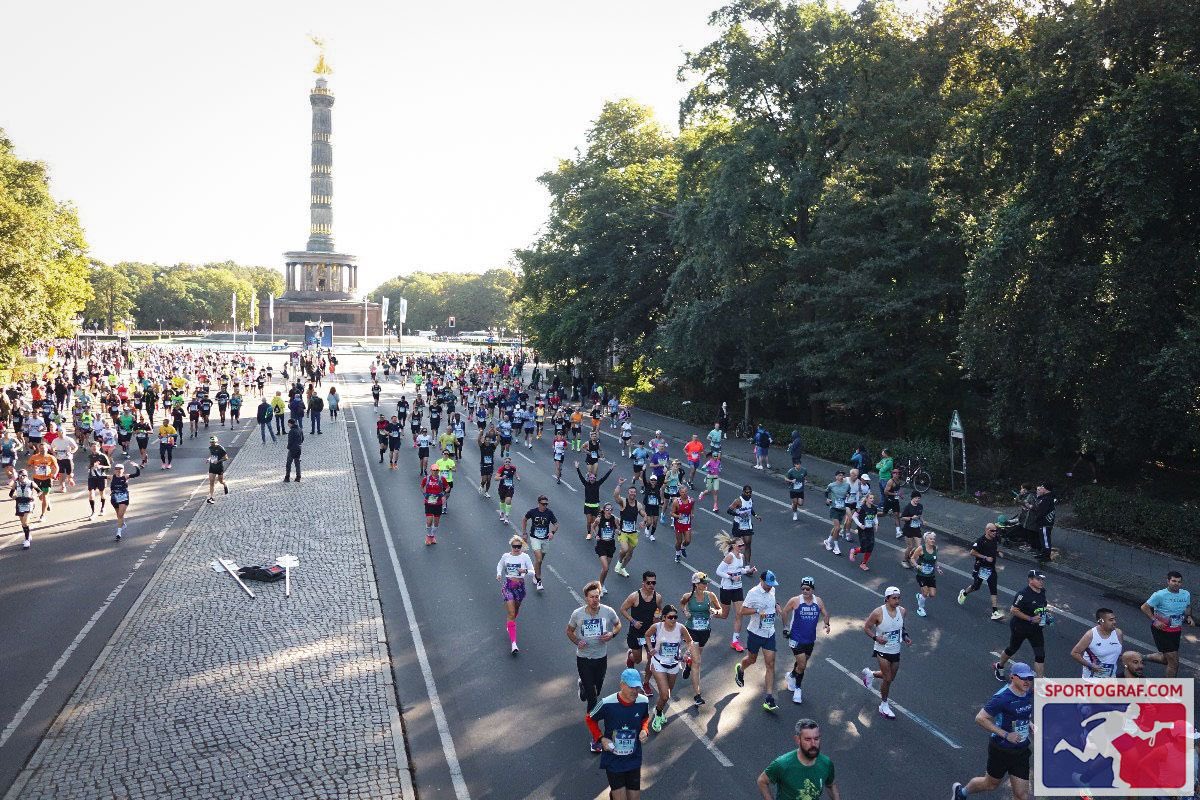 vikanepe's tweet photo. This race and city will be forever in my heart. 

Congratulations to all finishers that NOW wear the Berlin Legend label forever.

TOTAL TIME : 3h 36m https://t.co/1Cz8VHxmkG