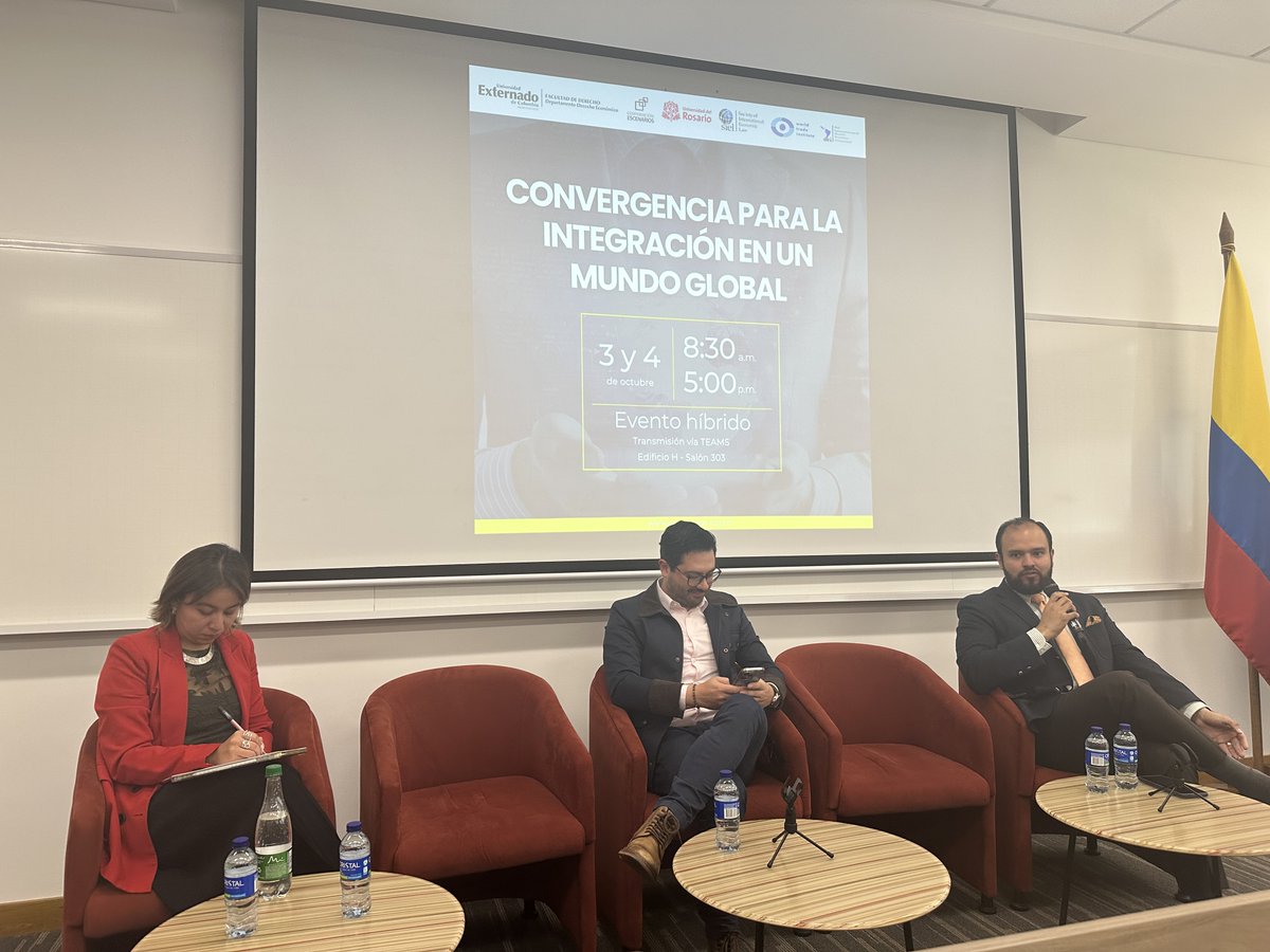 Inicia el segundo panel con <a href="/andrespaniagua_/">Andrés A. Paniagua</a> "en latinoamerica los distintos bloques han adoptado instrumentos de facilitación al comercio incorporando lo establecido en el AFC, donde a pesar de tener intereses distintos, existen espacios interesantes para explorar cooperación"