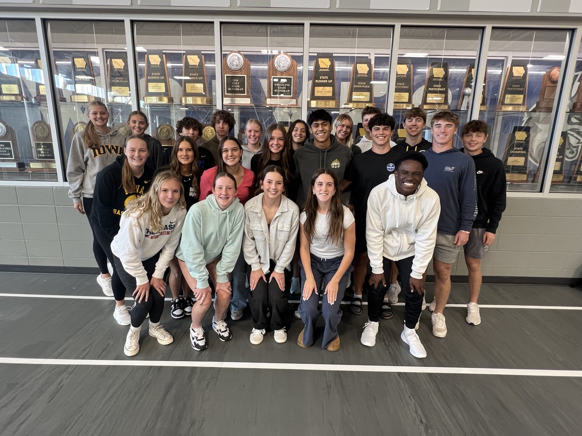 Waukee NW Wolves Activities (@nwhswolves) on Twitter photo Meet the 2024-2025 Student Activities Council. Led by <a href="/NWWolvesAD/">NWWolvesAD</a> the team has a great year ahead. Meet the 2024-2025 Student Activities Council. Led by <a href="/NWWolvesAD/">NWWolvesAD</a> the team has a great year ahead.
