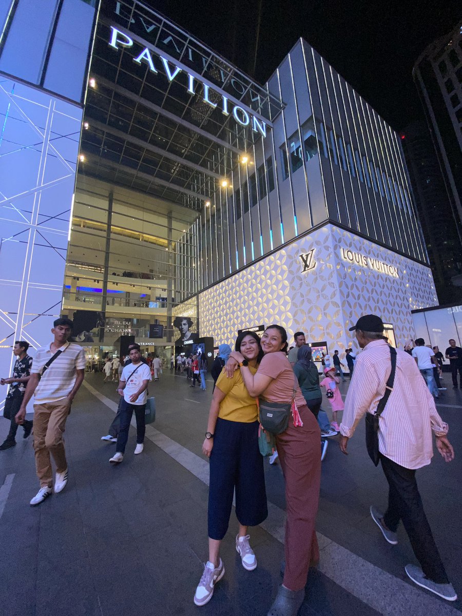 dikeijo's tweet photo. Km pernah kehilangan teman baikmu? Tp kamu msh dg tulus menunggunya?
Teruslah menunggu, trs doakan hal-hal baik untuknya agar suatu hari dilunakan hati kalian untuk bisa bertemu lagi.

Jika lelah wajar, krn akupun jg sempat lelah mengejar dan mencoba mencari tau keadaanya. https://t.co/PTngthDyS2