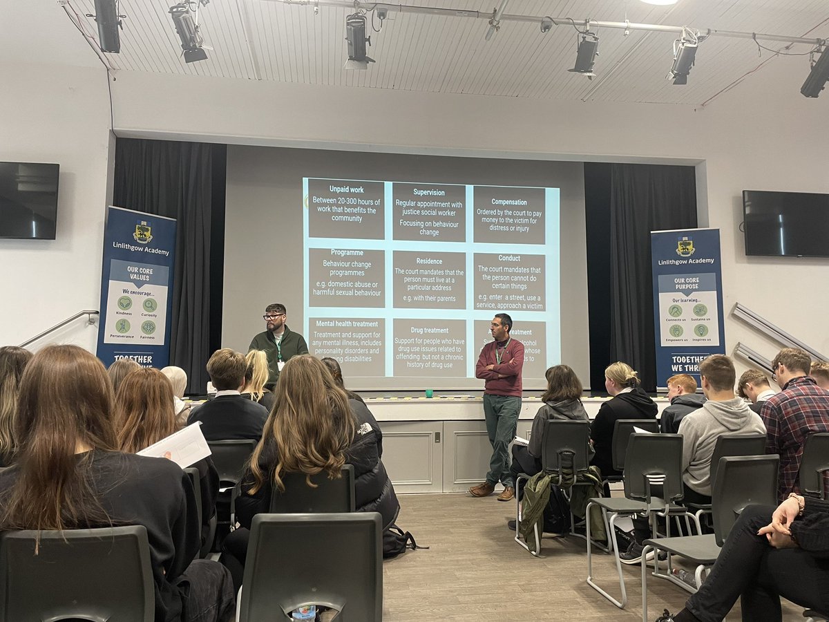 So nice to have <a href="/ComJusScot/">CommunityJusticeScot</a> in again to talk to our Higher pupils about community payback orders as part of their Morality &amp; Justice unit. <a href="/LAHumanities_/">Linlithgow Academy Humanities</a>