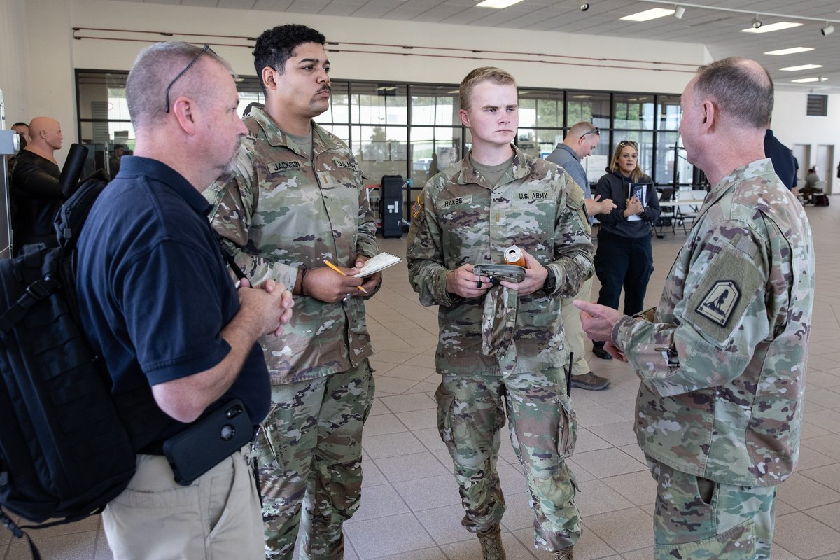 Virginia National Guard tweet media