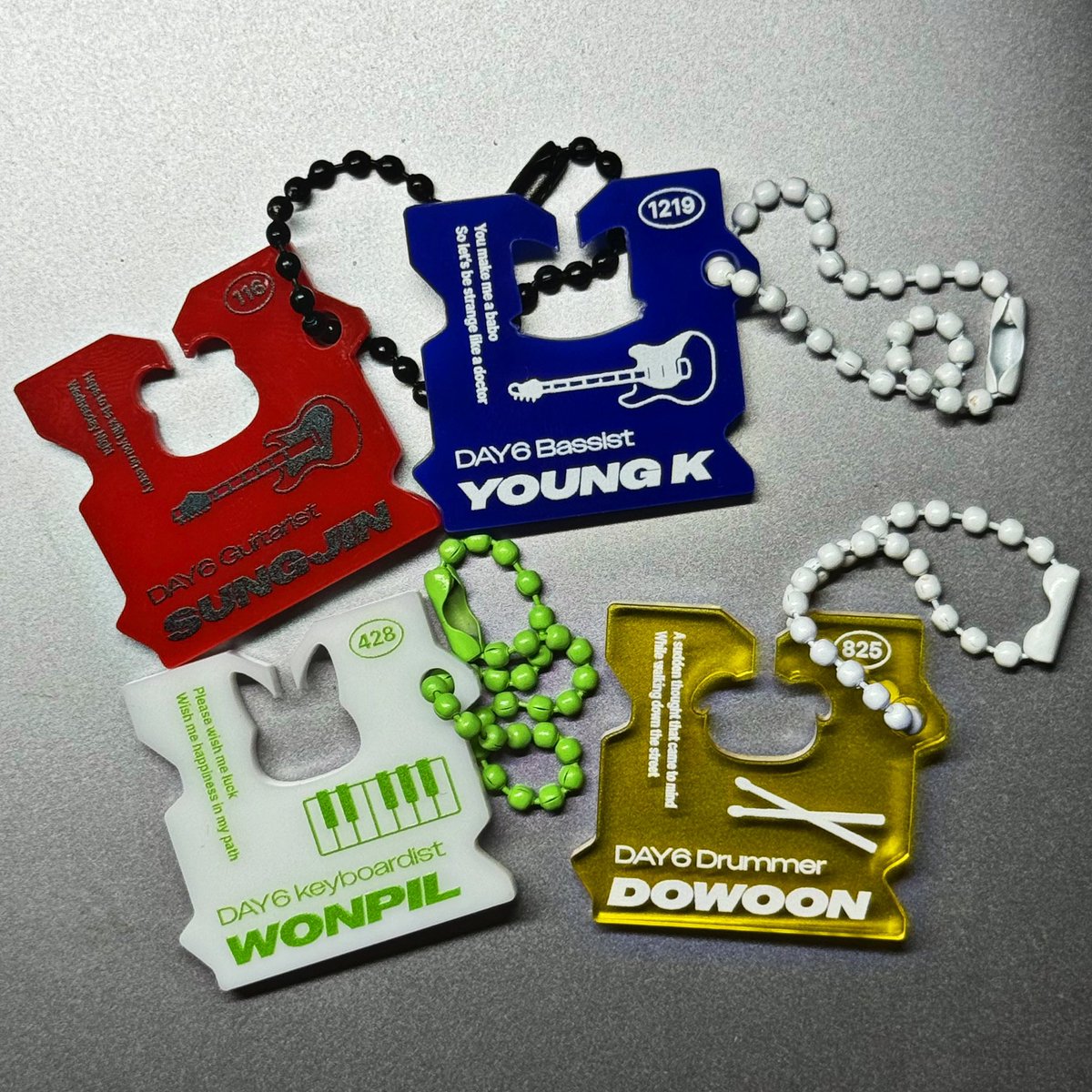 𝐃𝐀𝐘𝟔 빵클립 키링 2차 판매

🗓 10/3(목) 23:00 ~ 10/7(월) 15:00
🔗 witchform.com/deposit_form/6…

#RT 추첨 2분께 원하시는 멤버 키링을 스티커와 함께 드립니다 ⋰˚♡

짧게 진행합니다🥹
구매하실 분들은 빠른 입금 부탁드려요 ..♡

#DAY6 #성진 #영케이 #원필 #도운