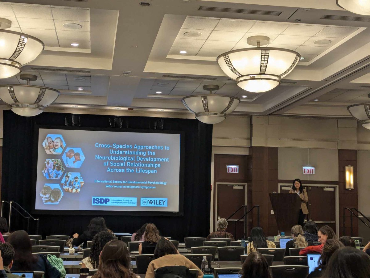 Melissa Nevarez-Brewster (she/her/ella) (@nevarezbrewster) on Twitter photo Super exciting work at <a href="/devpsybio/">ISDP 🦋 @isdp.org.bsky.social</a> on neurobiological development and social relations across the lifespan and across species! <a href="/debkeos/">Deborah Han</a> killing it as chair and as the young investigator symposium awardee!🧠#ISDP2024 <a href="/SEED_Research/">DU SEED Research Institute</a> Super exciting work at <a href="/devpsybio/">ISDP 🦋 @isdp.org.bsky.social</a> on neurobiological development and social relations across the lifespan and across species! <a href="/debkeos/">Deborah Han</a> killing it as chair and as the young investigator symposium awardee!🧠#ISDP2024 <a href="/SEED_Research/">DU SEED Research Institute</a>