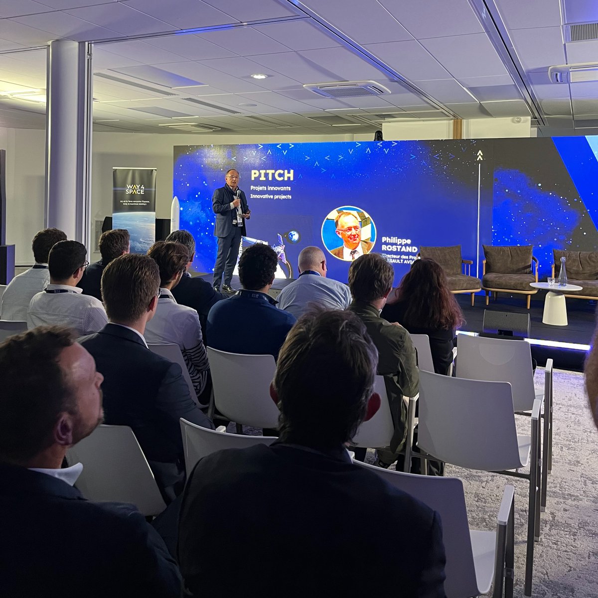 Way4Space (@way4space) on Twitter photo 10 minutes top chrono ! 📢⏱️
▶️Jean-Marc GARDIN, PDG #TelespazioFrance
▶️Philippe ROSTAND, Directeur des Programmes Spatiaux <a href="/Dassault_OnAir/">Dassault Aviation</a>
Ils ouvrent le bal des Pitchs Projets Innovants dans cette 4ème édition de NextSpace.
#NextSpace2024 #Innovation #ToTheMoonAndBack 10 minutes top chrono ! 📢⏱️
▶️Jean-Marc GARDIN, PDG #TelespazioFrance
▶️Philippe ROSTAND, Directeur des Programmes Spatiaux <a href="/Dassault_OnAir/">Dassault Aviation</a>
Ils ouvrent le bal des Pitchs Projets Innovants dans cette 4ème édition de NextSpace.
#NextSpace2024 #Innovation #ToTheMoonAndBack