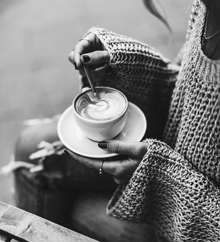 Perro_Americano's tweet photo. "Hay dos cosas que se enfrían por descuido: el café y el amor" https://t.co/sWAmFKK7fc
