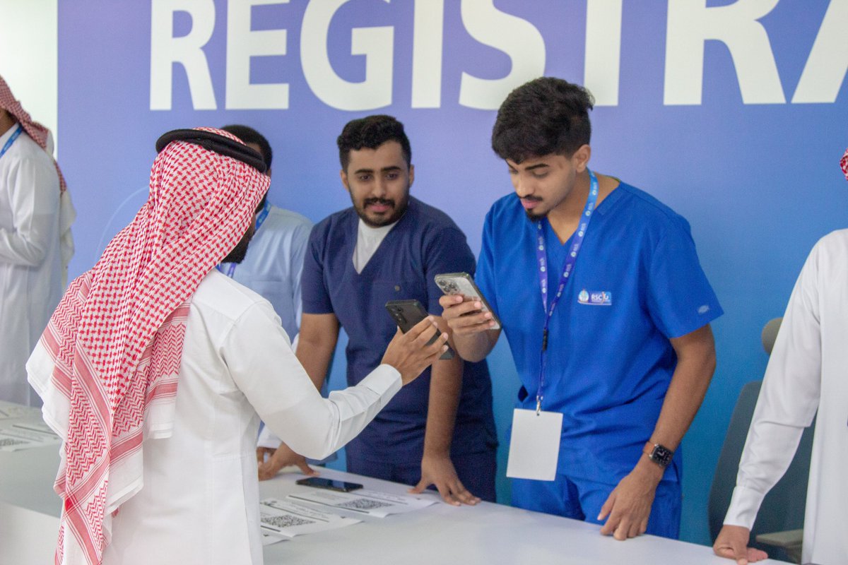 علي فقيهي tweet media