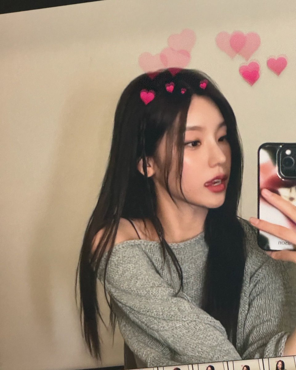 2Yeji's tweet photo. @EEKNOWI https://t.co/SOCQ0EypOF