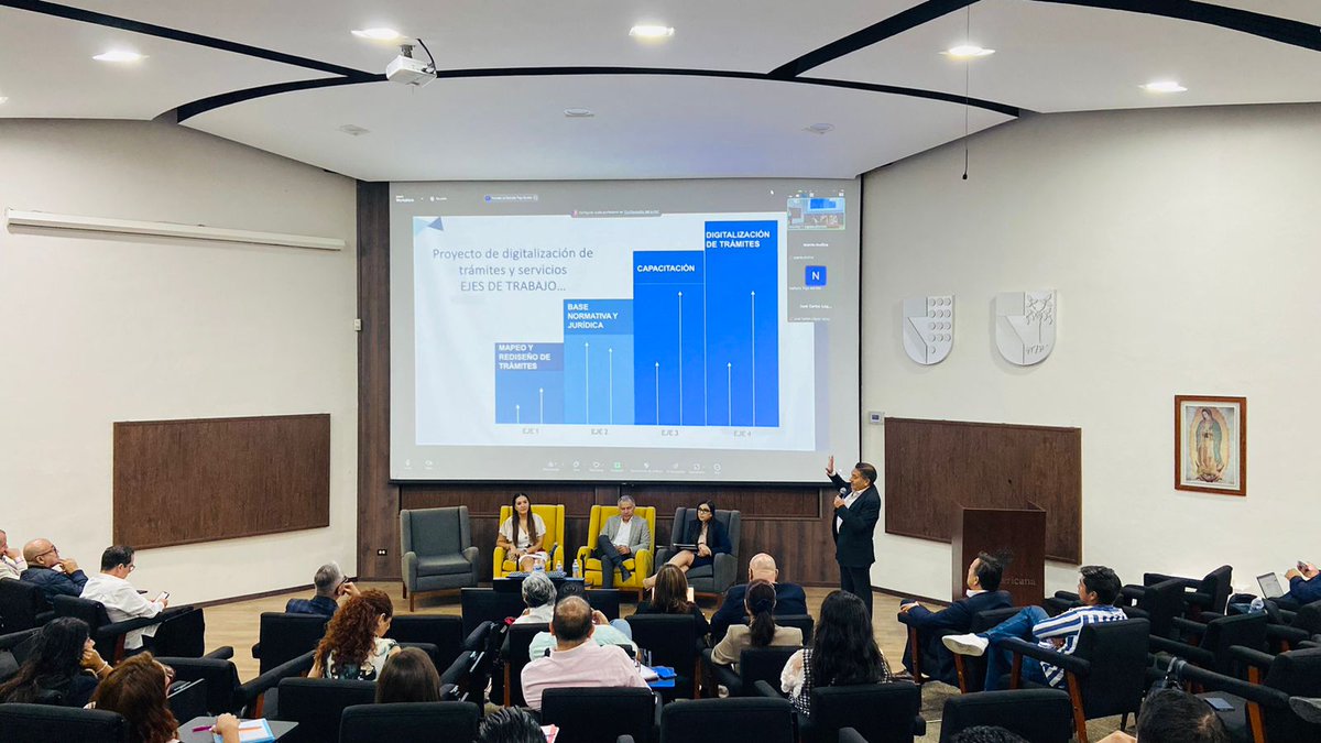 <a href="/CEMER_QRO/">Comisión de Mejora Regulatoria del Estado de Qro</a>, Pedro Paredes Reséndiz participó en el Foro de Mejora Regulatoria y Gobierno Digital en el Estado de Aguascalientes, esto con el objetivo de compartir los principales retos y dar a conocer los logros obtenidos en la digitalización de trámites y servicios.  #contigo