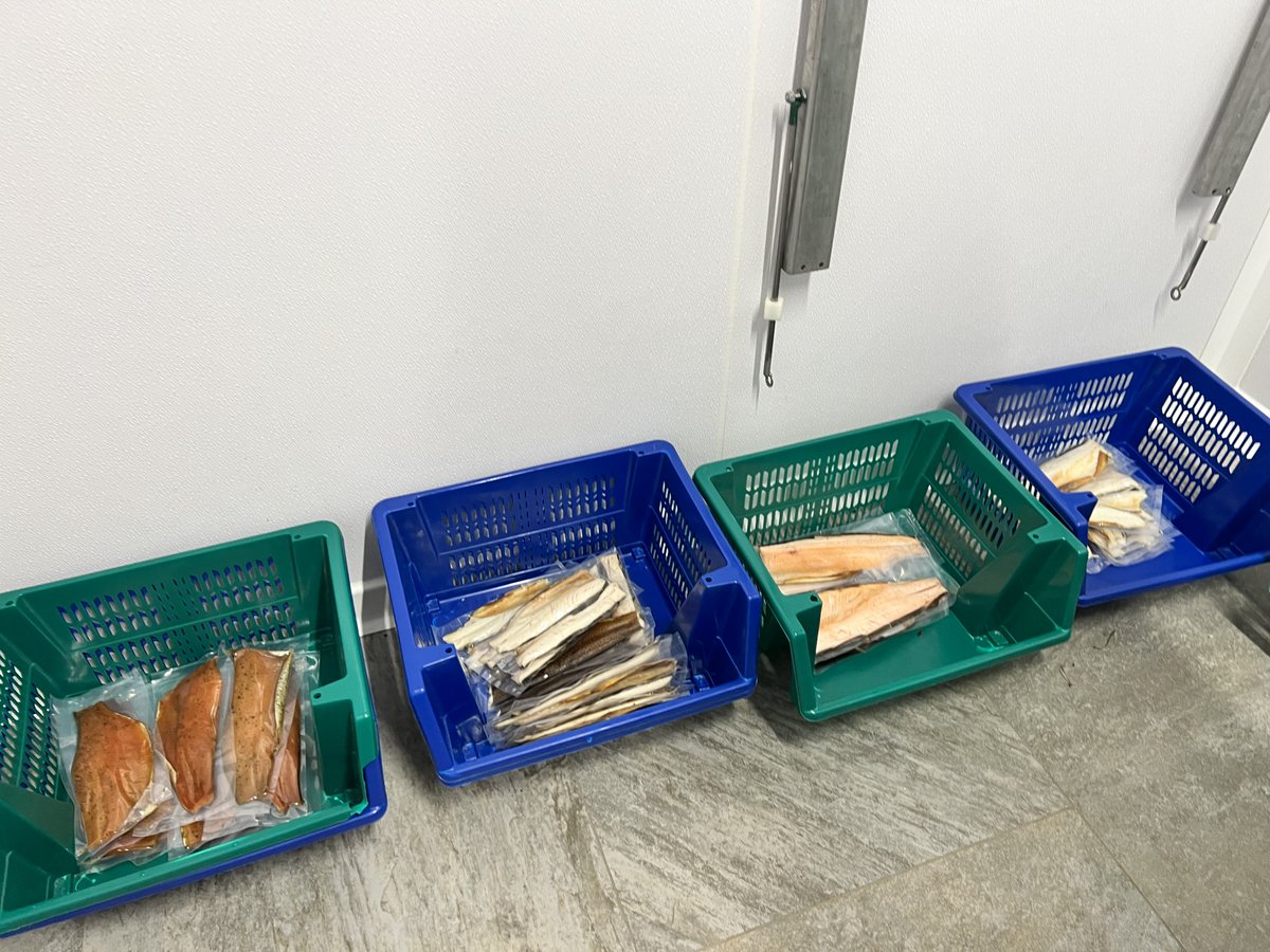 EUKommWien's tweet photo. Lokal gezüchteter Fisch &amp; hergestellte Fischprodukte bester Qualität für die Region, danke für das Engagement🇪🇺🇦🇹#FarmToFork #aquaculture #EUinmyRegion https://t.co/wvVSn711LC