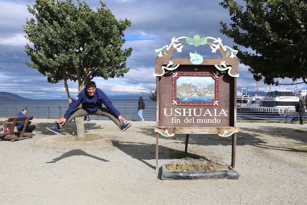 Para planificarlo todo bien hay que saltarse la Gran Muralla China, brincar en el Fín del Mundo, botar en Monument Valle y hasta rebotar en palacios. Estos días hablando con 13 países de los Cinco Continentes para la próxima  aventura 2025. gustavocuervo.es