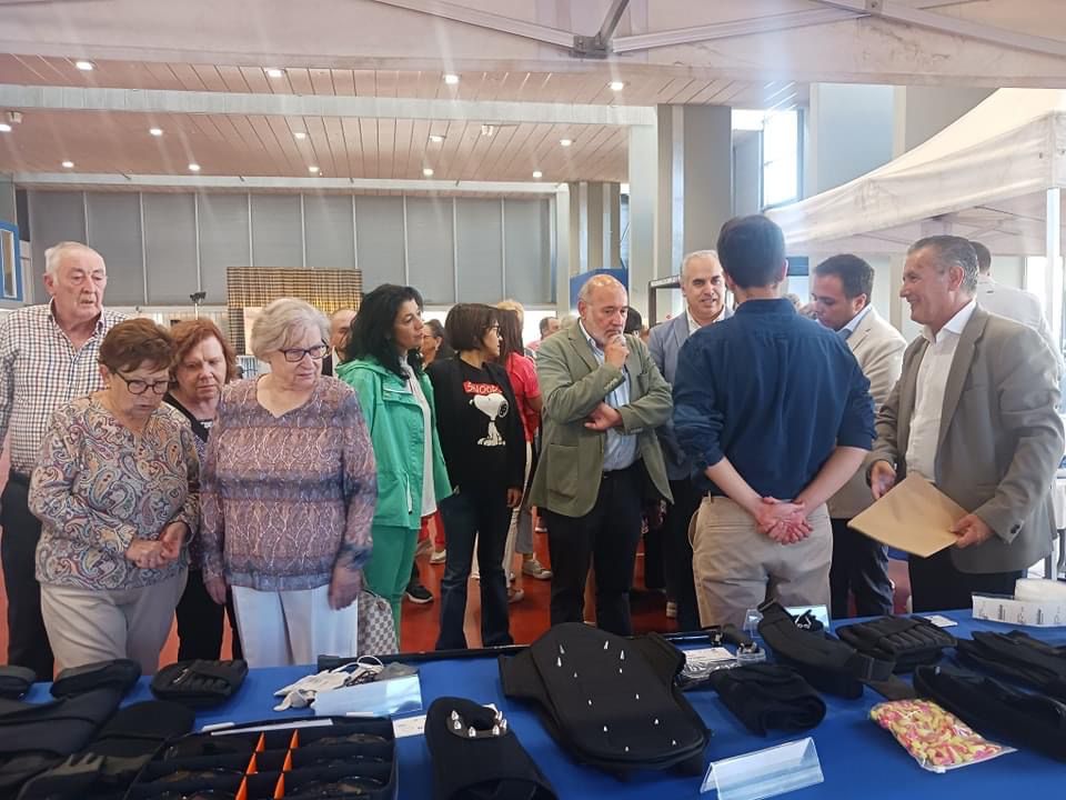 Nos fuimos hasta Calatayud para celebrar Día de las Personas Mayores. Allí presentamos junto a <a href="/Arquisocial_SL/">Arquisocial SL</a> , Salto e <a href="/inrobics/">Inrobics</a>  las últimas tecnologías para mejorar la atención domiciliaria y la autonomía de nuestros mayores. #Robótica y #Domótica para hacer la vida + fácil