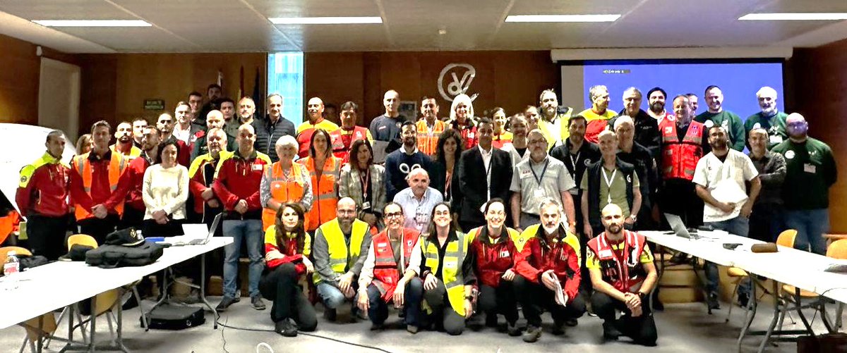 🚨El #CSN participa en el simulacro de emergencia radiológica en el Hospital Universitario Marqués de Valdecilla (Santander). El ejercicio ha puesto a prueba la capacidad de respuesta ante una emergencia radiológica en el entorno sanitario.

📖csn.es/noticias-csn/2…