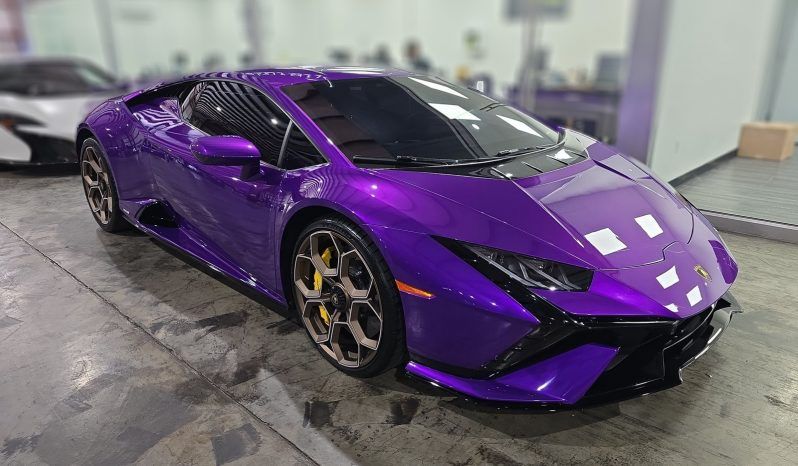 AutoCryptoClub's tweet photo. 🚗💰 Own a 2023 Lamborghini Huracan with just 9116 miles for only 4.7293 BTC! Elevate your ride with unmatched luxury &amp; speed. Don't miss out! ⚡️

🔗 https://t.co/M2PRZWAqTb

#Lamborghini #Huracan #Bitcoin #CryptoCars #LuxuryLifestyle\n https://t.co/xwHrbBF8wl