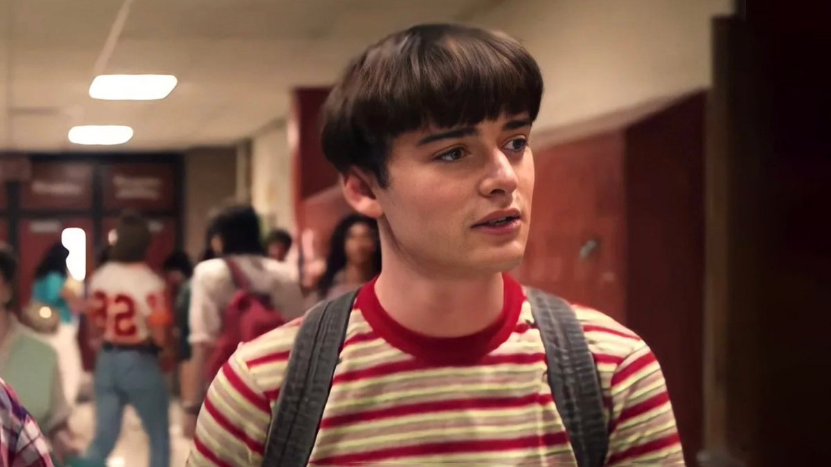LeThomasOFF's tweet photo. L'acteur américain #NoahSchapp fête aujourd’hui ses 20 ans. 🥳
Depuis 2016 : Il joue William "Will" Byers dans la série Stranger Things sur Netflix.
2023 : Il fait son coming out gay sur TikTok dans une courte vidéo. https://t.co/pF2YOniKuZ