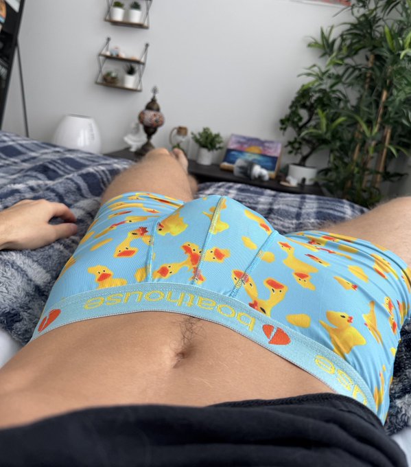 2 pic. https://t.co/CbqGpAC8l8
?
If you wanna suck my duck ? https://t.co/0yjVSLEXUT