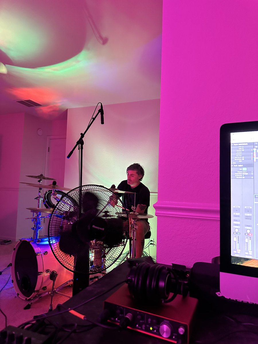 Obscure_animals's tweet image. Recording some demo live drums before hitting the studio 😈