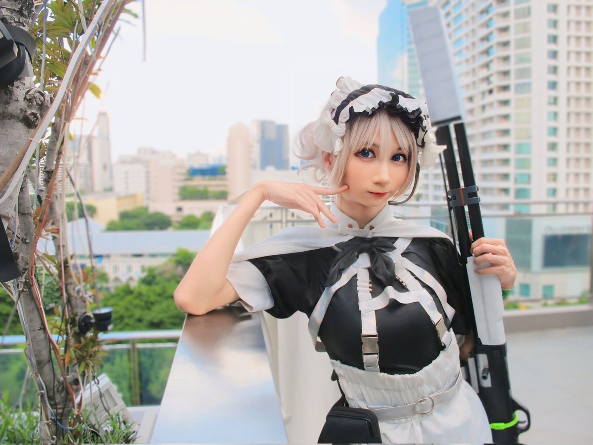 KyrieCosplay's tweet photo. Preparing for combat.
#Maid #CombatMaid #Agoto #Heart #Cosplay https://t.co/o8QQhltqb3