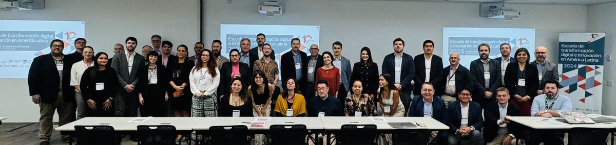 marcollinas's tweet photo. Esta semana en Sao Paulo desarrollamos la 10ma versión de la Escuela de Transformación Digital para América Latina, buscando fortalecer las capacidades de los hacedores de política de la región en estas materias. Participaron más de 60 personas representantes de 16 países. https://t.co/cBg1QRfab4