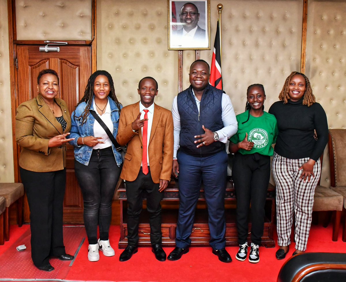 Today we sat the with the youth led Wazalendo Movement Africa where they shared their upcoming green Walk and tree vigil. With over 6,000 members they are pushing Green flagship initiatives like the model farms for Mama Lucy and Mbagathi. We are gearing for the walk and to