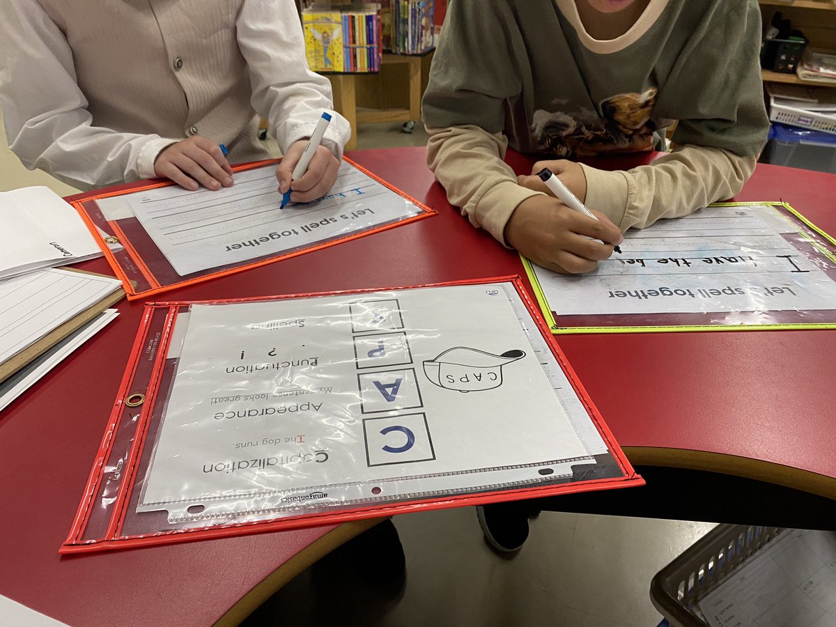 MrsP_SLES's tweet photo. @UFLiteracy in action @69Sycamore. Some guided and independent writing! ✍️ #structuredliteracy https://t.co/YuHZs5uerc