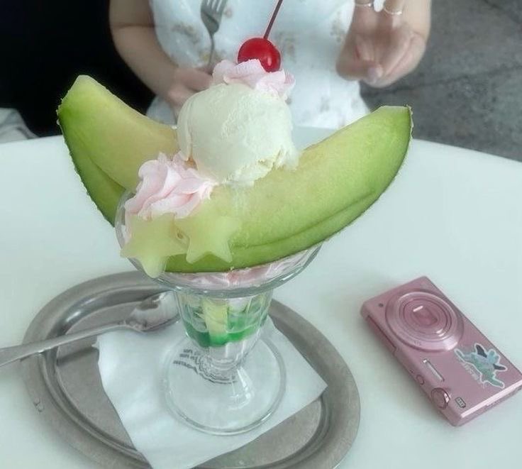 roughblushs's tweet photo. ㅤ
🍨 ♬♫ 🍀 ♪ https://t.co/Db3N5nItdk