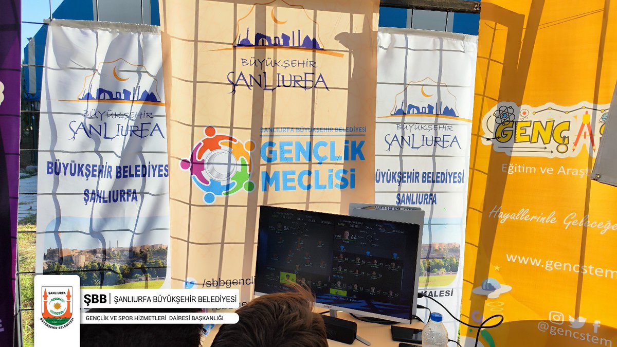 avmurattopal's tweet photo. Harran Üniversitesi oryantasyon günlerinde Gençlik Meclisi olarak yer almanın mutluluğunu yaşıyoruz. 
Harran Üniversitesi Gençlik Meclisi kulübü olarak en kısa zamanda faaliyetlerimize üniversitemizde devam edeceğiz.
 @sanliurfabld @sbgenclikmeclis @MithatCanKutluc @karacaberat63 @sbbgenclikspor @hrumedya @ahmetilyas @busravuralsenel @gencstem