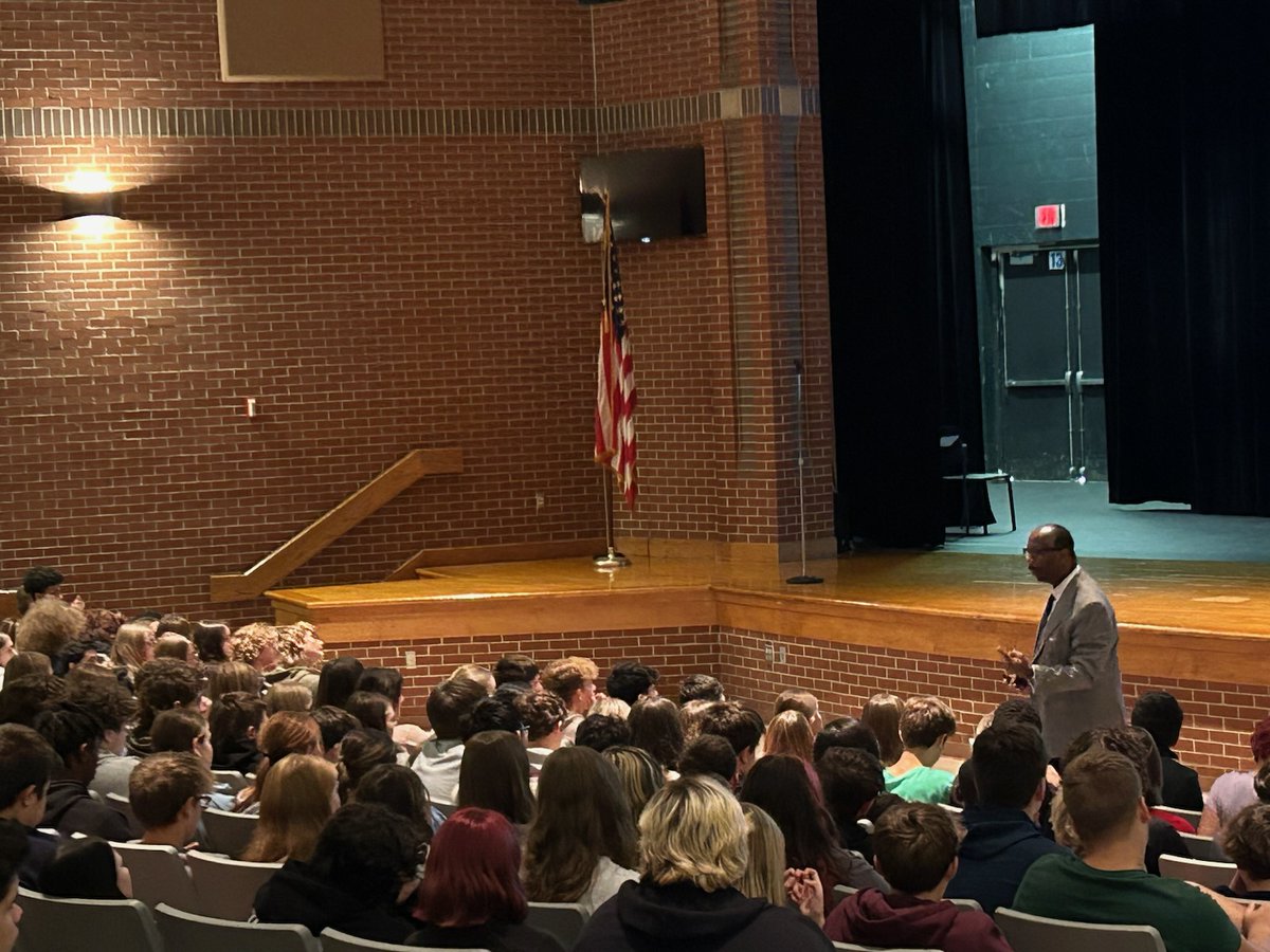 River Valley High School (@rvhspanthers1) on Twitter photo Thank you Dr. Nickols <a href="/PointParkU/">Point Park University</a> for the engaging presentation on "Effective Habits For Success" Presentation for all High School Students. Thank you Dr. Nickols <a href="/PointParkU/">Point Park University</a> for the engaging presentation on "Effective Habits For Success" Presentation for all High School Students.