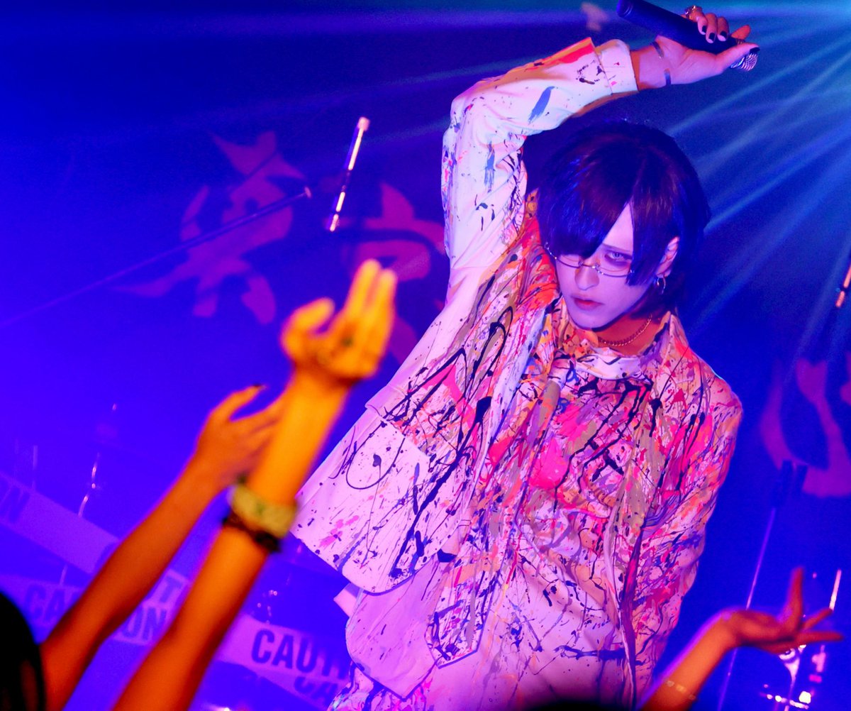 oChbQyEHv8j9XCN's tweet photo. 10月の心中えぐかった。 https://t.co/saYLkOuUWx