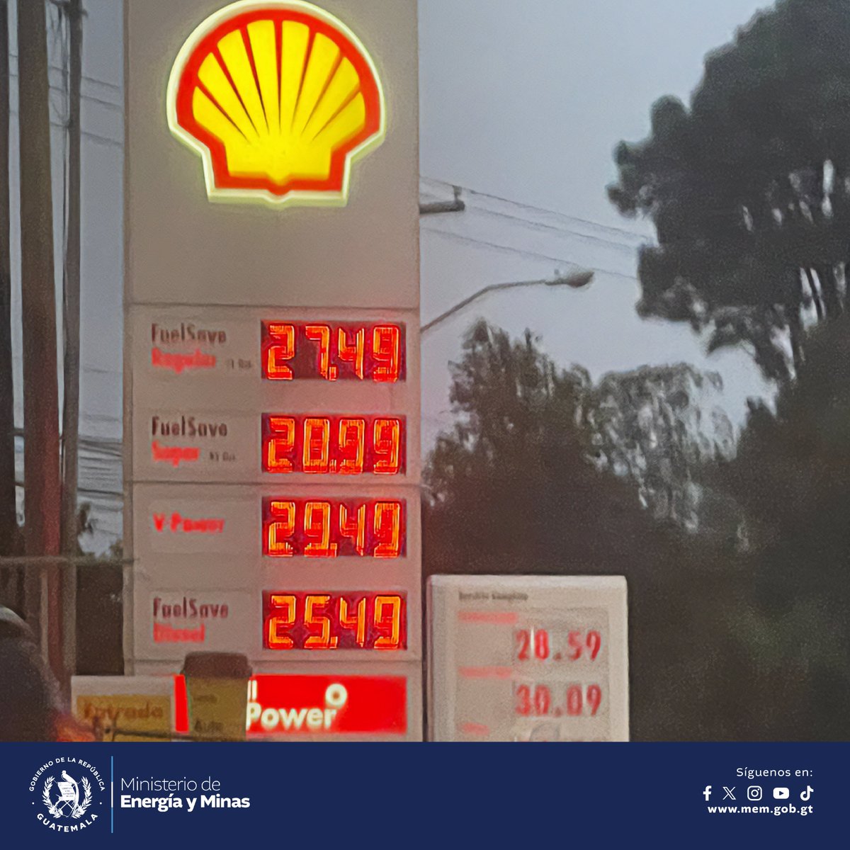 MEMguatemala's tweet photo. #MEMGT | Hoy se observa una disminución en los precios de la gasolina superior y regular de Q0.50/galón en algunas estaciones de servicio. https://t.co/31aImyKqzD