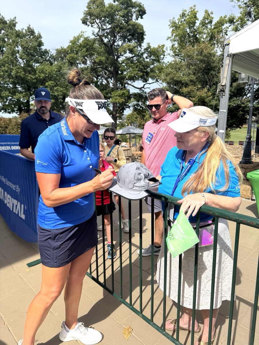 Brittany Lang tweet media