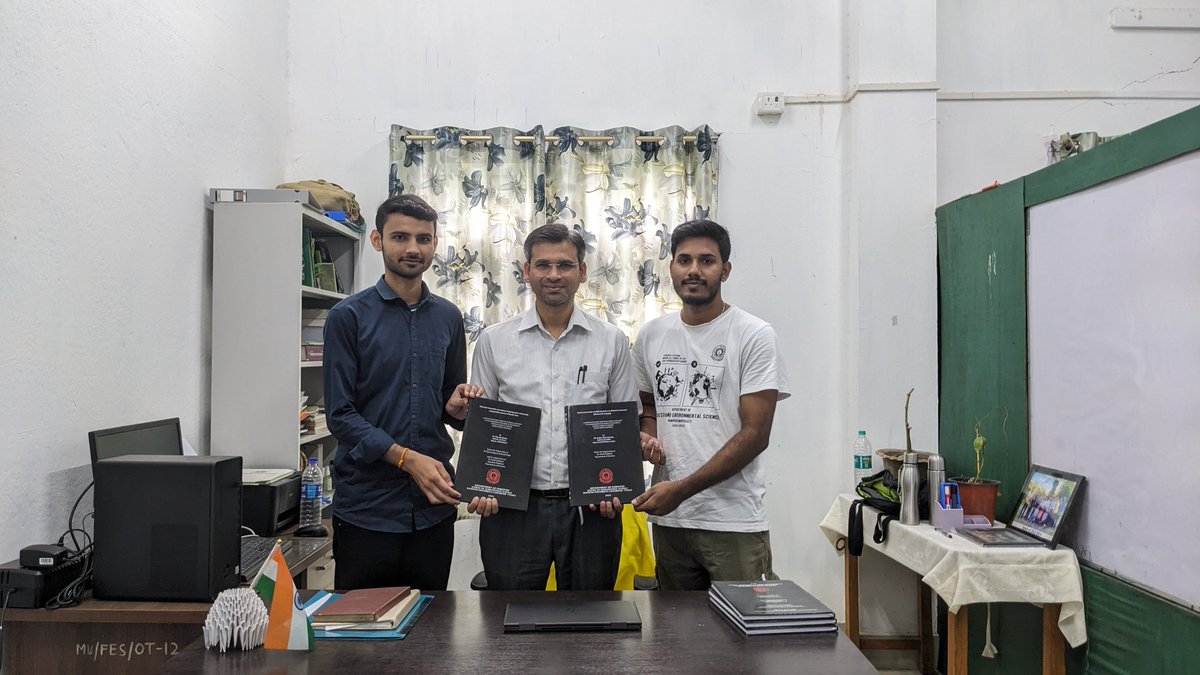 Lab_CGIFT's tweet image. Congratulations to @MayankForNature and @chauhankeshar5 for submitting the first M.Sc. #thesis work on #tree #Genomics from the #laboratory, expediting #phylogenetic and characterizing markers on #Phoebe.