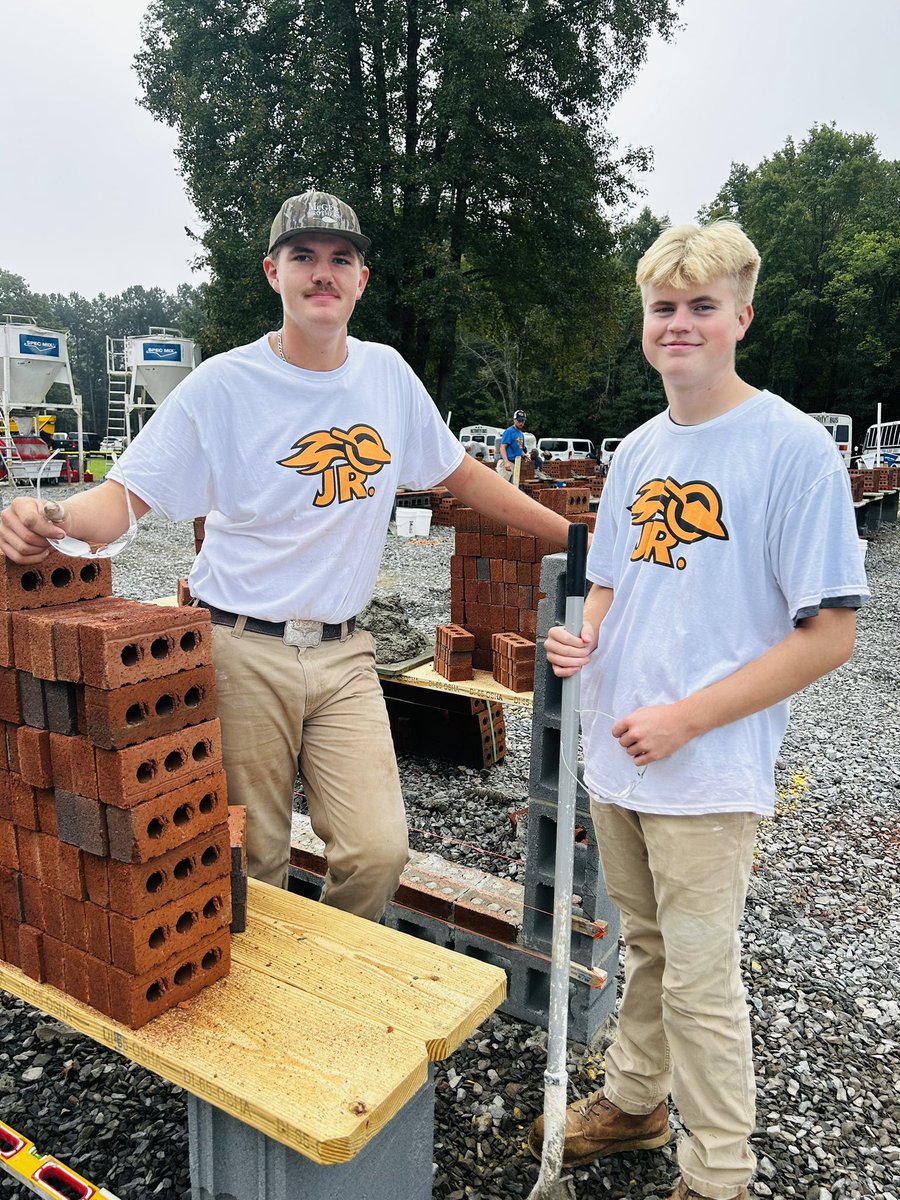 Off to a great start this morning at Masonry Ed Day! <a href="/RSS_CTE/">RSS CTE</a> <a href="/JCHSCougars/">Jesse C. Carson High School</a>