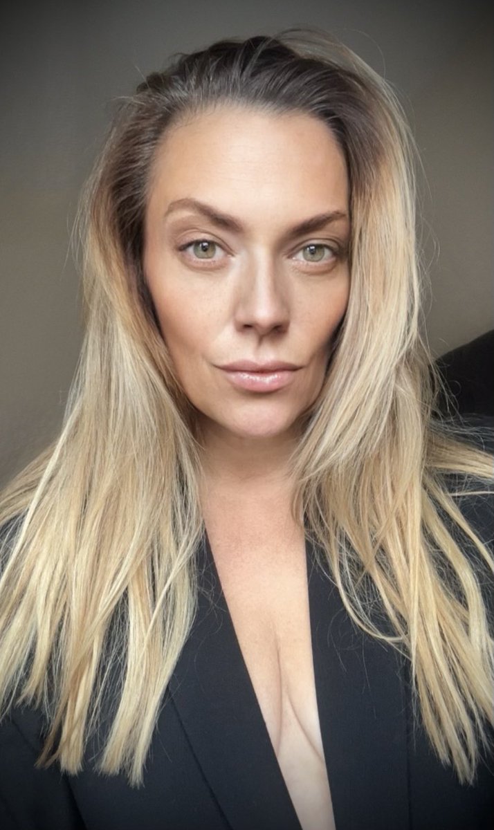 Work hard, play harder 😘