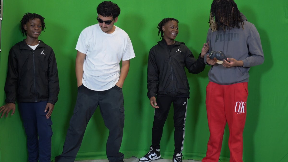 TCW_HeroProject's tweet image. Behind the scenes with our young men, heroes in training, as they refine their theatrical skills on the green screen! 🎭✨ This journey strengthens brotherhood and shows us that together, we can uplift our community. Keep shining, brothers! 💪 #HeroProject #Brotherhood